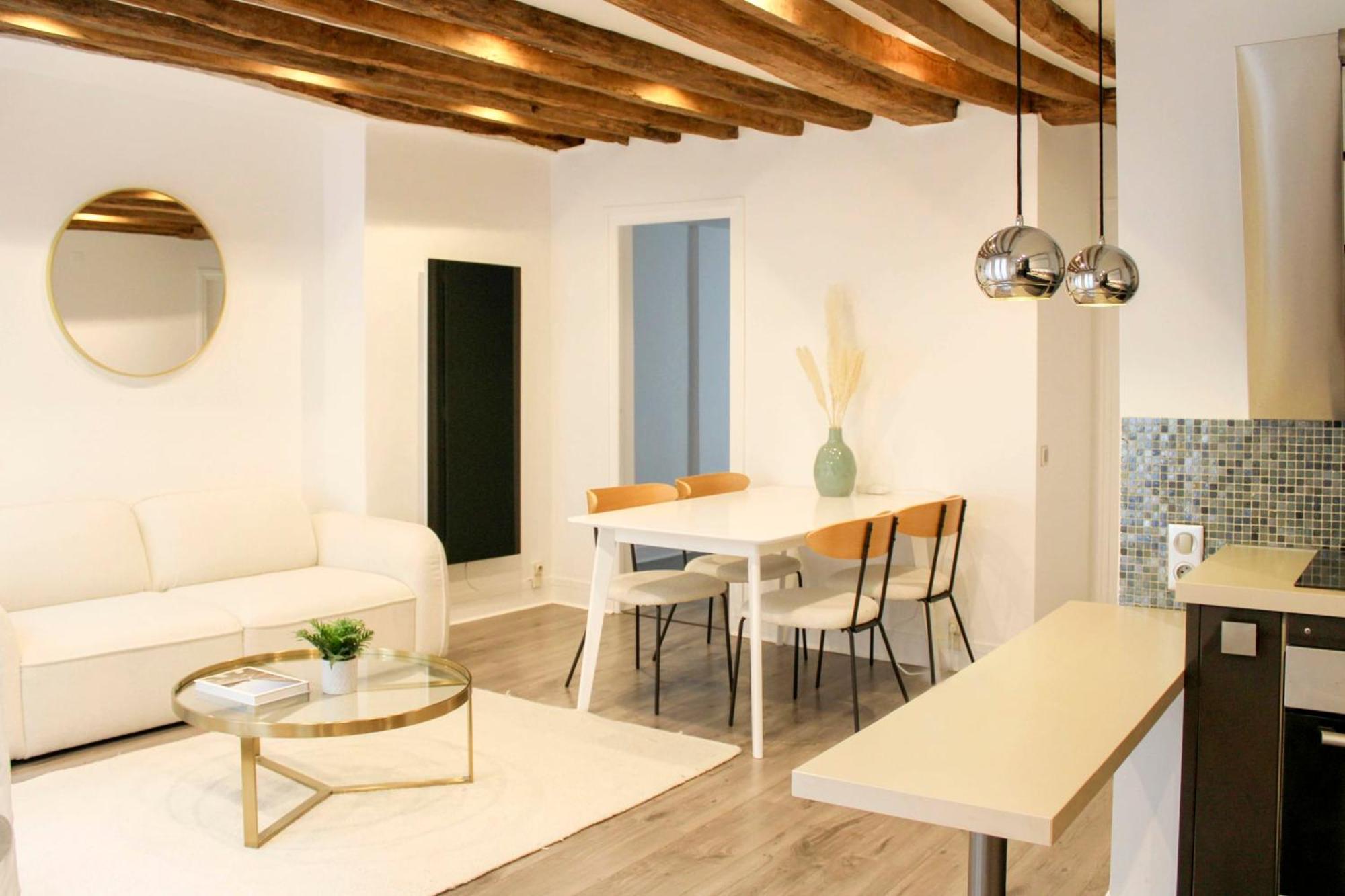 Appartement Lovely 51 M Nest In The Heart Of Parijs